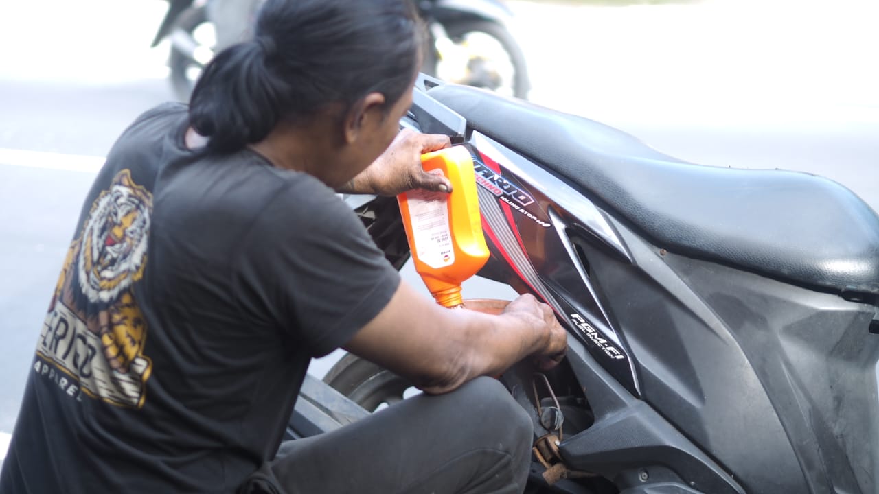 Setia Motor: Jantungnya Kebonmanis yang Tak Pernah Lelah